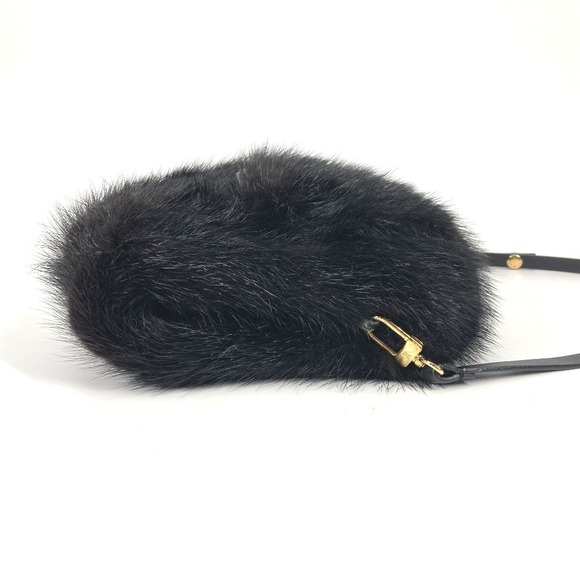 Louis Vuitton Montchon Black Vison crossbody bag shoulder mink - Picture 4 of 13